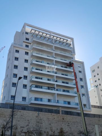 אלישע 8