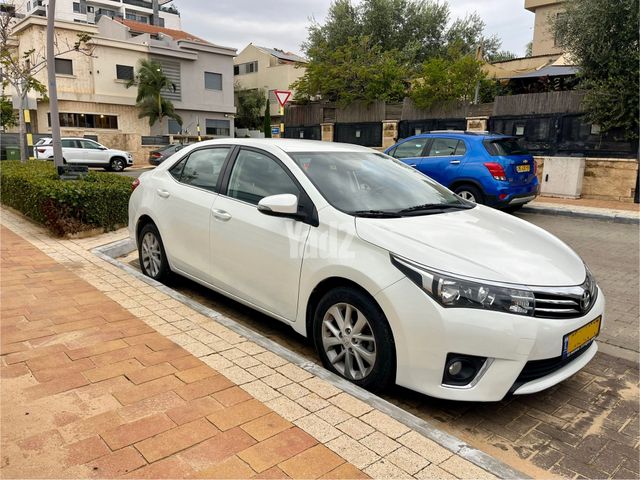מודעת רכב טויוטה קורולה