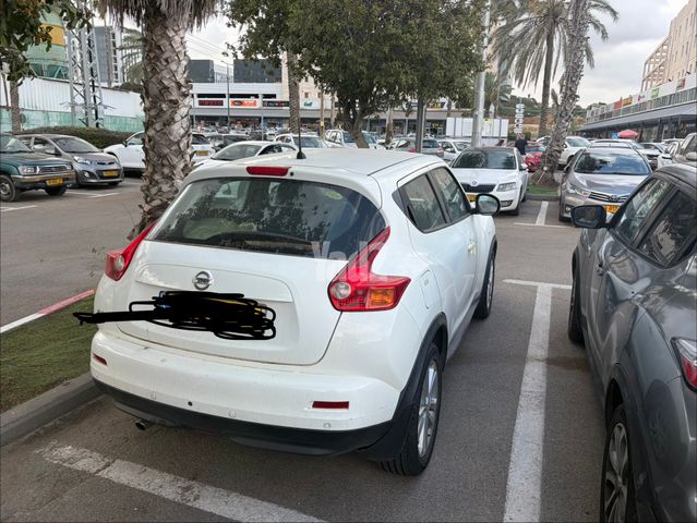 מודעת רכב ניסאן ג'וק