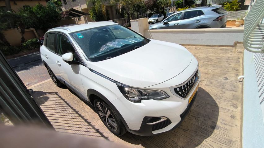 מודעת רכב פיג'ו 3008