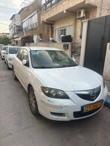 מודעת רכב מאזדה 3