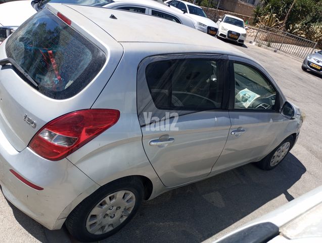 מודעת רכב יונדאי i20
