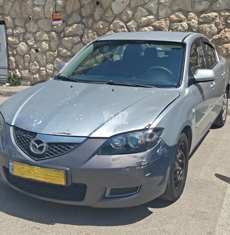 מודעת רכב מאזדה 3