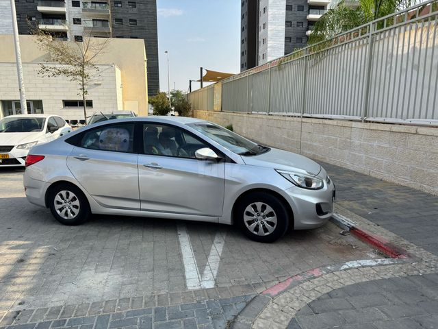 מודעת רכב יונדאי אקסנט i25