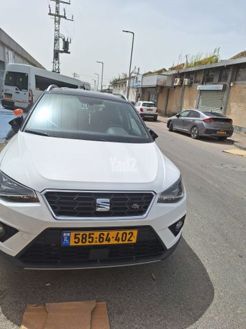 מודעת רכב סיאט ארונה