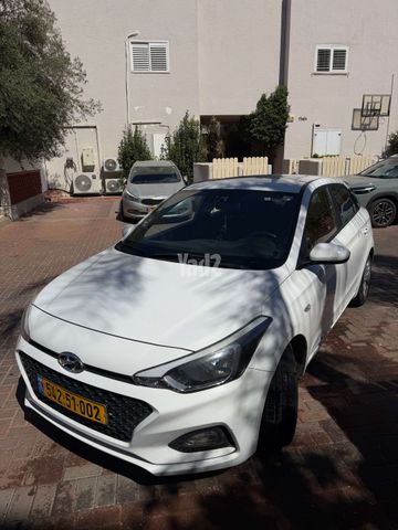 מודעת רכב יונדאי איוניק