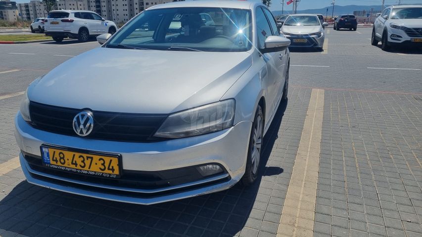 מודעת רכב פולקסווגן ג'טה 