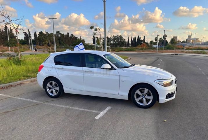 מודעת רכב ב מ וו סדרה 1