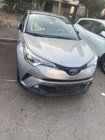 מודעת רכב טויוטה C-HR
