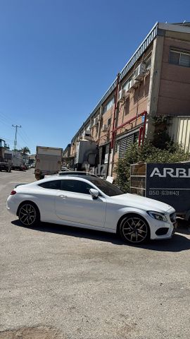 מודעת רכב מרצדס-בנץ C-class