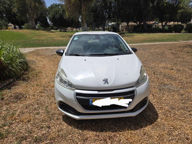 מודעת רכב פיג'ו 208