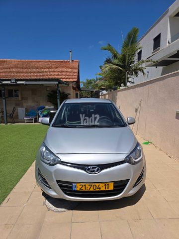 מודעת רכב יונדאי i20