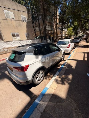 מודעת רכב סיאט ארונה