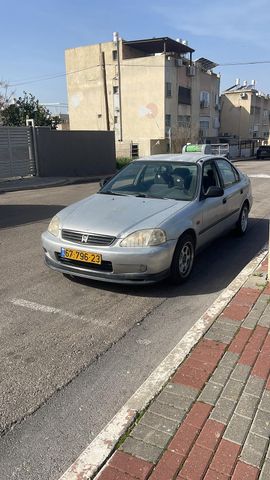 מודעת רכב הונדה סיוויק