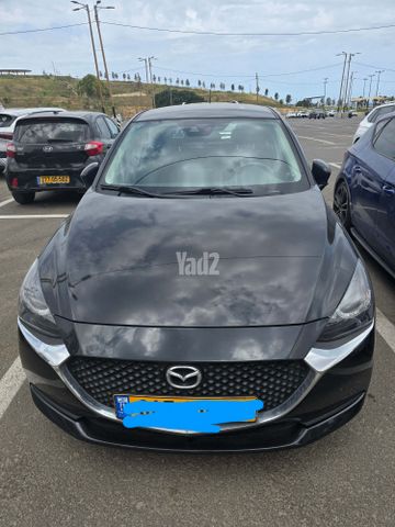 מודעת רכב מאזדה 2