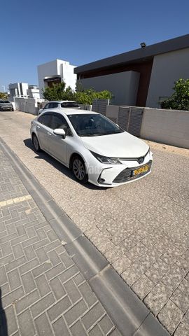 מודעת רכב טויוטה קורולה