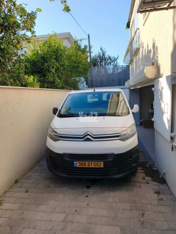 מודעת רכב סיטרואן ג'אמפי