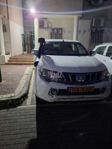 מודעת רכב מיצובישי טרייטון / L200