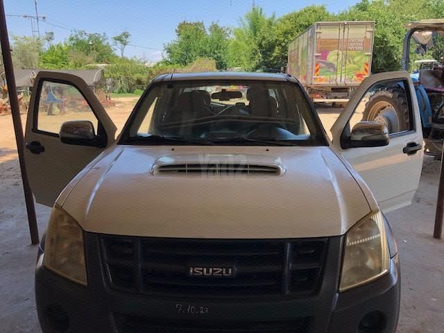 מודעת רכב איסוזו די-מקס