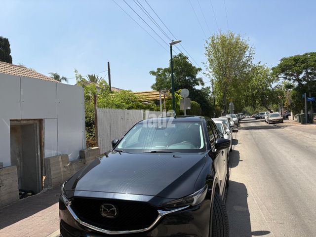 מודעת רכב מאזדה CX-5