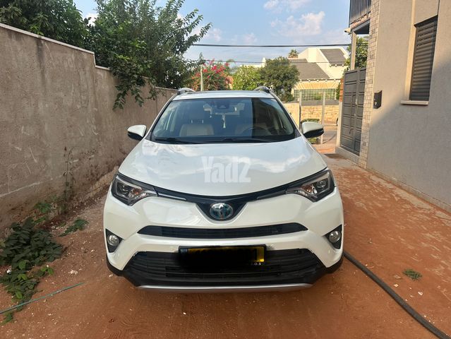 מודעת רכב טויוטה RAV4