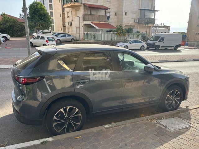 מודעת רכב מאזדה CX-5