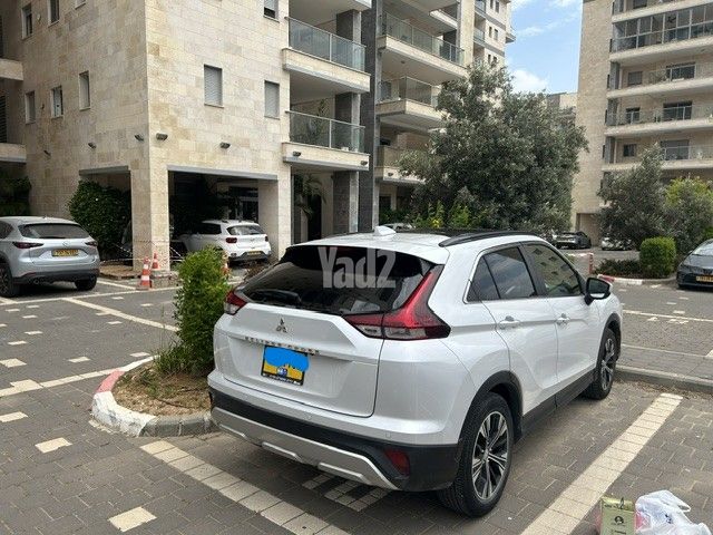 מודעת רכב מיצובישי אקליפס קרוס