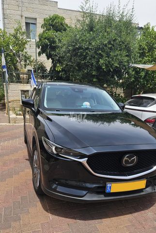 מודעת רכב מאזדה CX-5
