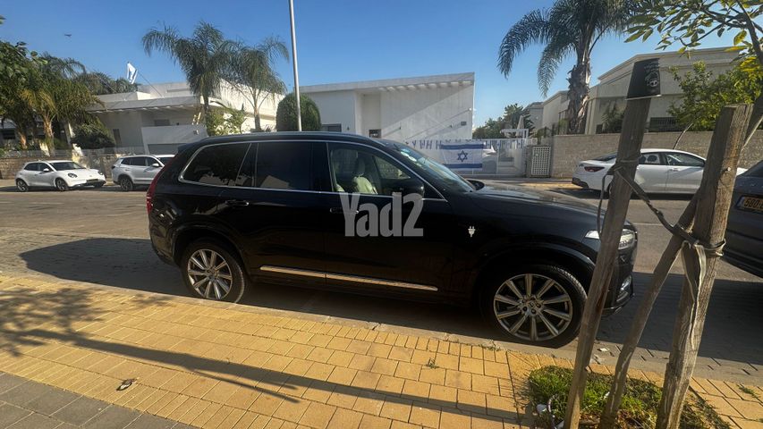 מודעת רכב וולוו XC90