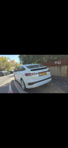 מודעת רכב אאודי Q4 e-tron