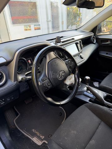 מודעת רכב טויוטה RAV4