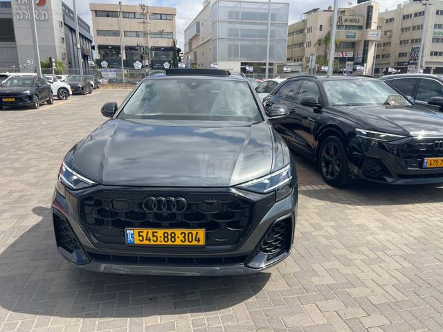 מודעת רכב אאודי Q8