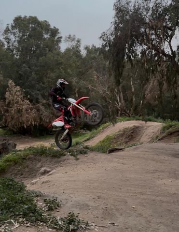 מודעת רכב הונדה CRF250R