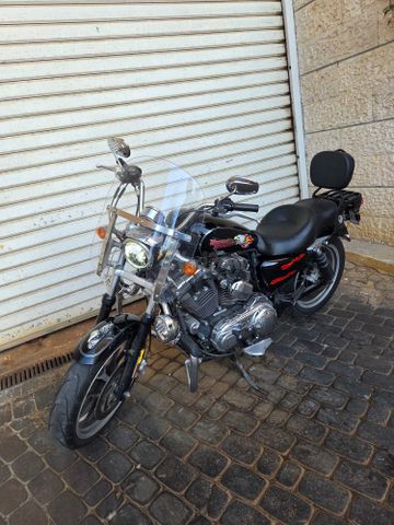 מודעת רכב הרלי דיווידסון סופרלואו 1200