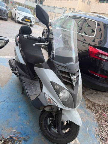 מודעת רכב סאן יאנג ג'וי רייד 125