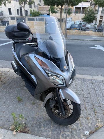 מודעת רכב הונדה פורזה NSS300