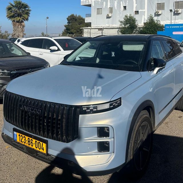 מודעת רכב ג'אקו J7