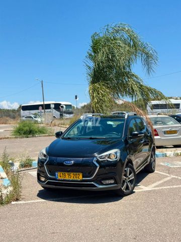 מודעת רכב ג׳יי.איי.סי E-S2