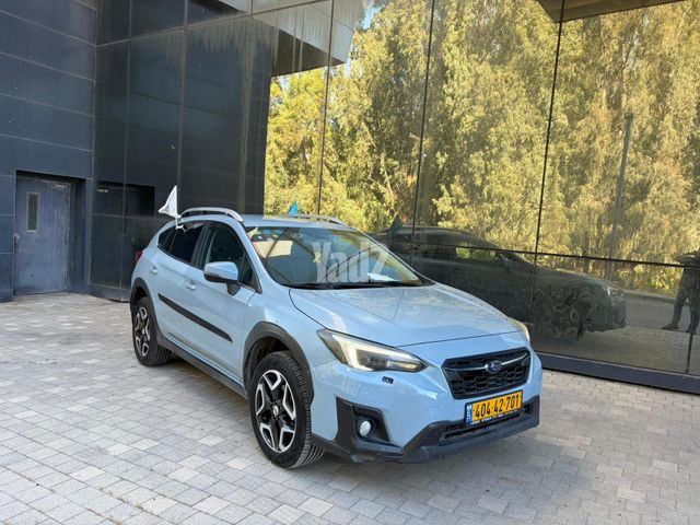 מודעת רכב סובארו XV