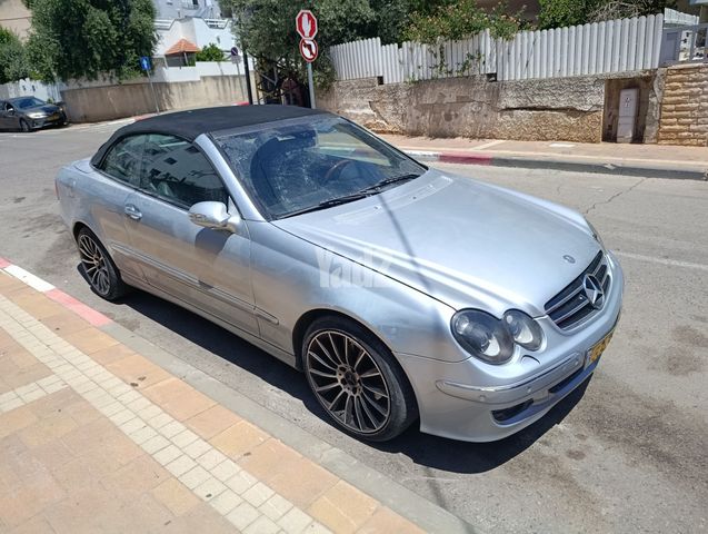מודעת רכב מרצדס-בנץ CLK