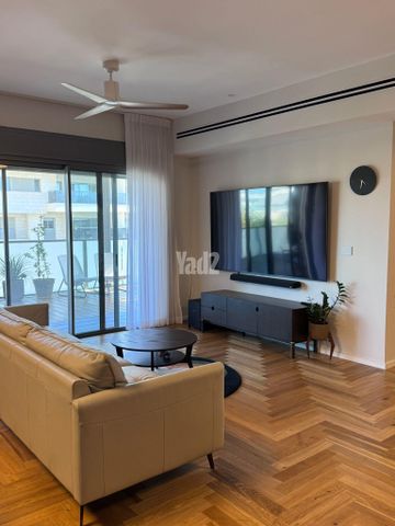 תירוש 32