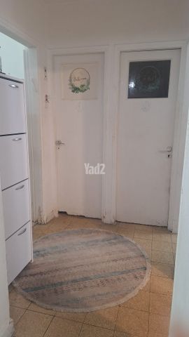 אדירים 1