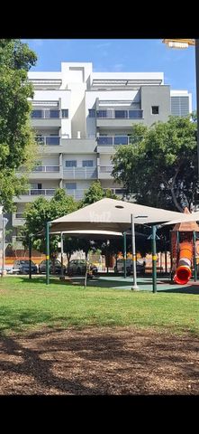 אריה אלטמן 5