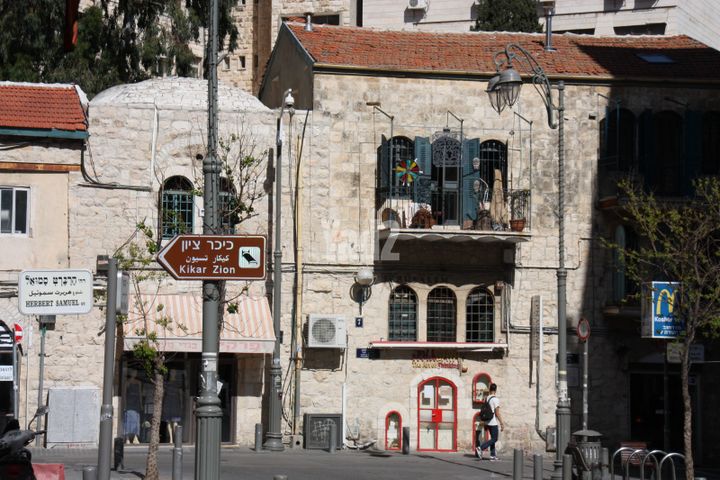 שמאי 23
