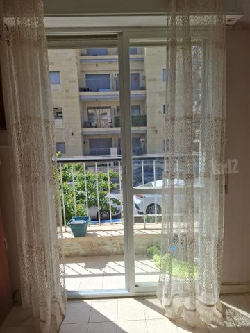 דירה להשכרה בירושלים — 4
