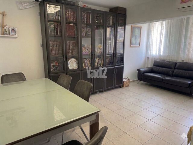 גבעת שרה