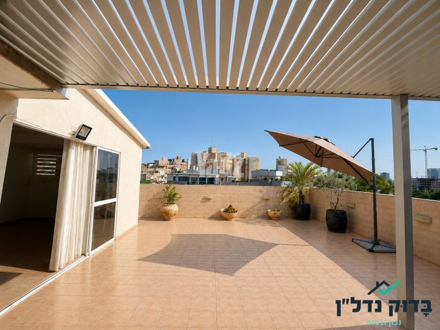 מרדכי מקלף 23