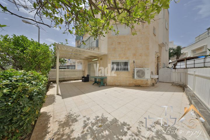 ירושלים 26