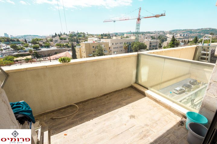 דירה למכירה בירושלים (תיווך) — 4