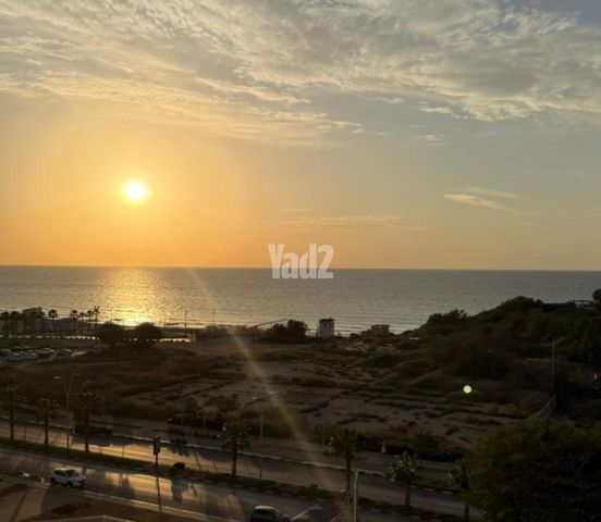 שדרות רחבעם זאבי 11